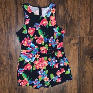 Flower print romper